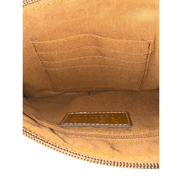Relic Brand Pebbled Caramel Tan Organizer Crossbody Bag, Built In Card Slots - Picture 9 of 9